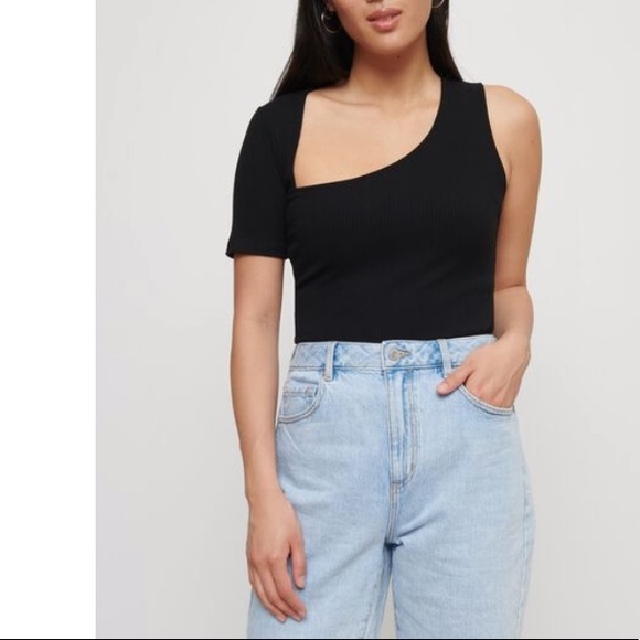 NWT black cutout top - Picture 2 of 3